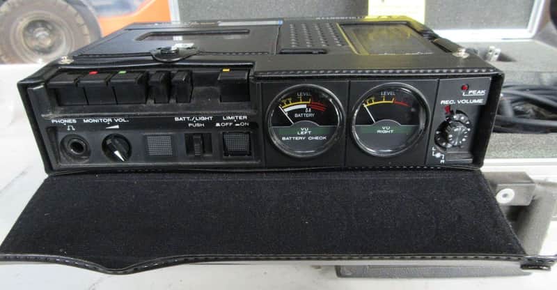 Marantz PMD420 Portable Stereo Cassette Recorder – photo 4 of 4