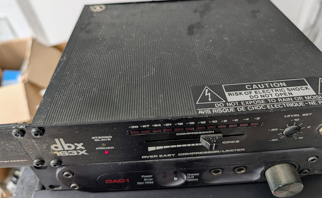 dbx 163X OverEasy Compressor/Limiter – photo 2 of 3