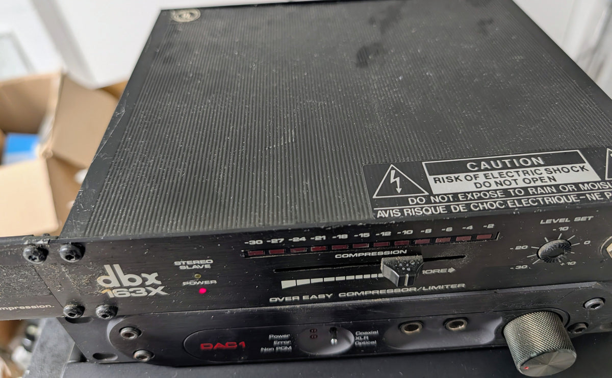 dbx 163X OverEasy Compressor/Limiter – photo 2 of 3