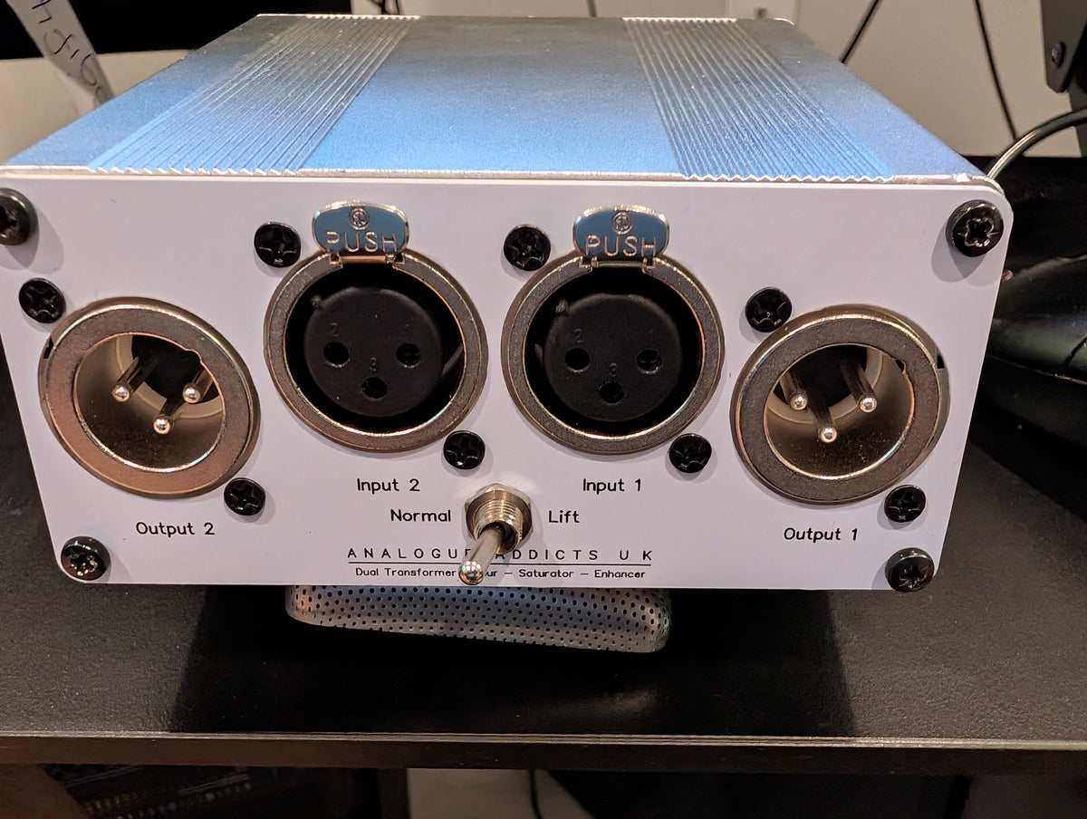 Audio Addicts dual Parmeko 600 ohm colour box – photo 2 of 5