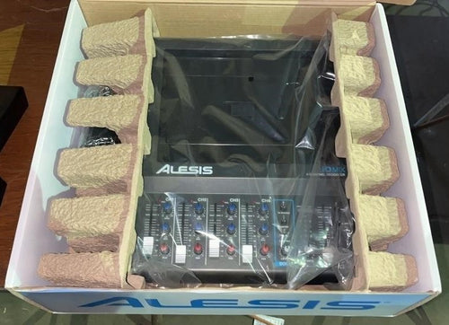 Alesis iO Mix 4-Channel Interface with iPad Mount – photo 2 of 2